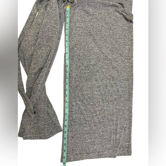 Gap soft spun grey marle women's sleeveless wide leg romper size M - Picture 4 of 9